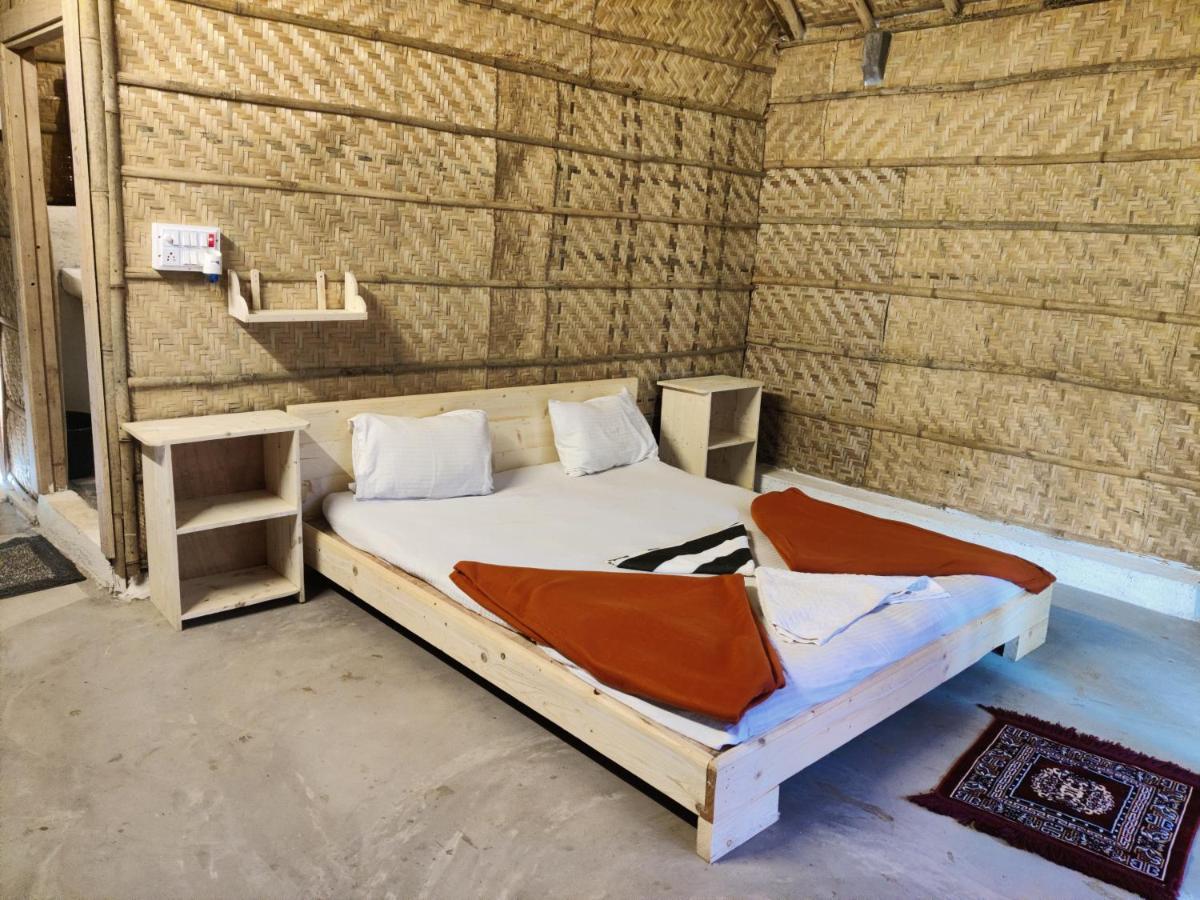 The Gravity Cafe -A Unit Of Staychillhampi Dış mekan fotoğraf